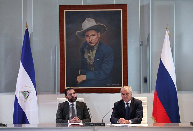 El Jefe de la Duma Estatal Vyacheslav Volodin, y el Representante Especial del Presidente de la República de Nicaragua para el Desarrollo de las Relaciones con Rusia Laureano Facundo Ortega Murillo