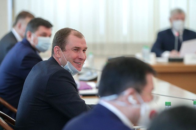 Член Комитета по безопасности и противодействию коррупции Дмитрий Перминов