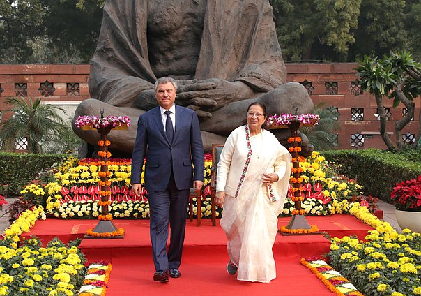 Chairman of the State Duma Viacheslav Volodin and Speaker of the House of the People of the Parliament of the Republic of India Sumitra Mahajan