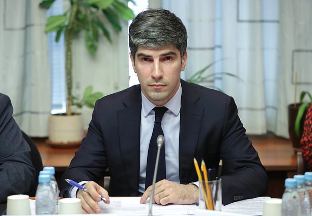 Директор Департамента бюджетной политики в сфере труда и социальной защиты Министерства финансов Курбан Курбанов
