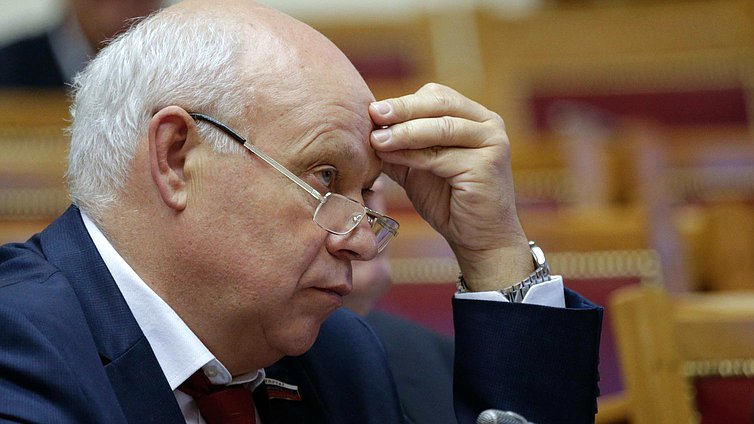 Рабочая поездка Председателя Государственной Думы Федерального Собрания Российской Федерации С.Е.Нарышкина в Северо-Западный федеральный округ. Заседание Совета законодателей Российской Федерации при Федеральном Собрании Российской Федерации.