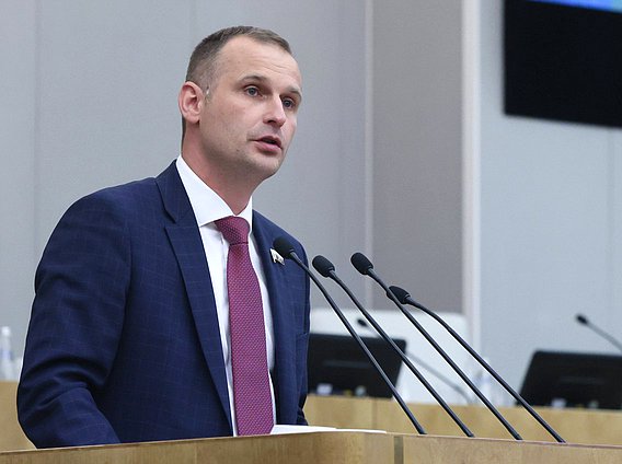Председатель Комитета по охране здоровья Сергей Леонов