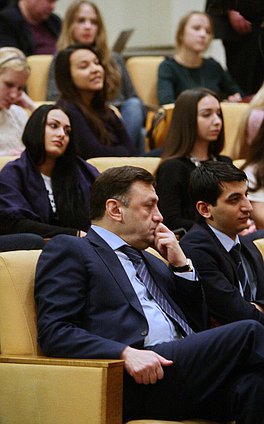 Лекция Михаила Барщевского о расширении независимости реальной судебной системы.
