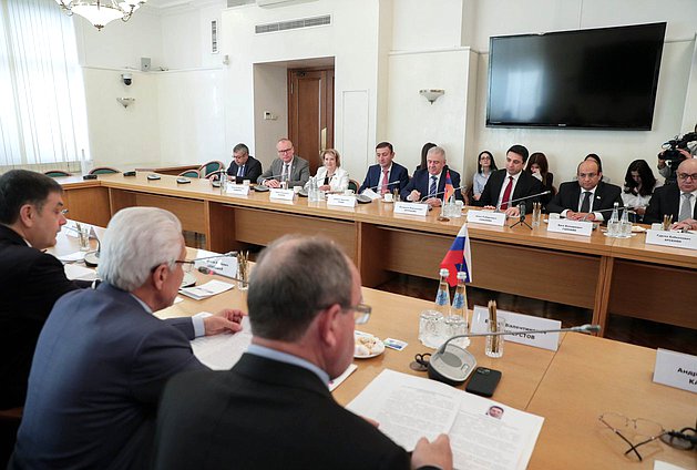 Встреча руководства фракции «Единая Россия» с Председателем Национального Собрания Республики Армения Аленом Симоняном