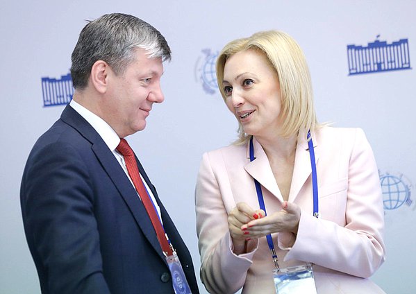 Deputy Chairwoman of the State Duma Olga Timofeeva and First Deputy Chairman of the Committee on International Affairs Dmitrii Novikov