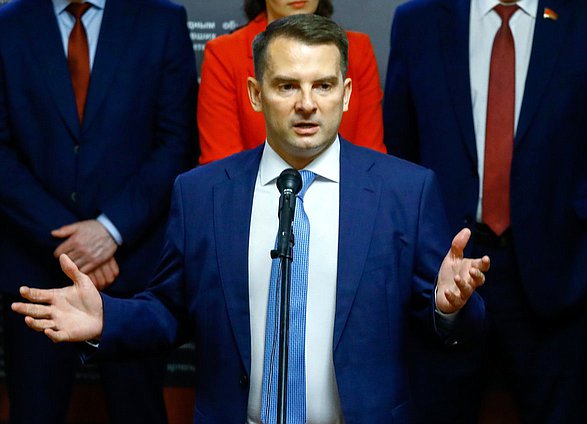 Председатель Комитета по труду, социальной политике и делам ветеранов Ярослав Нилов