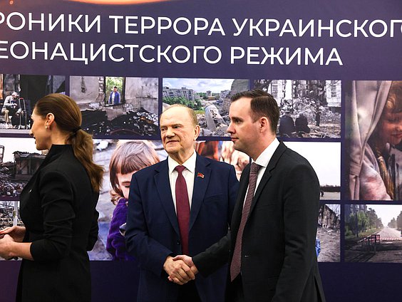 Руководитель фракции КПРФ Геннадий Зюганов и Председатель Комитета по малому и среднему предпринимательству Александр Демин