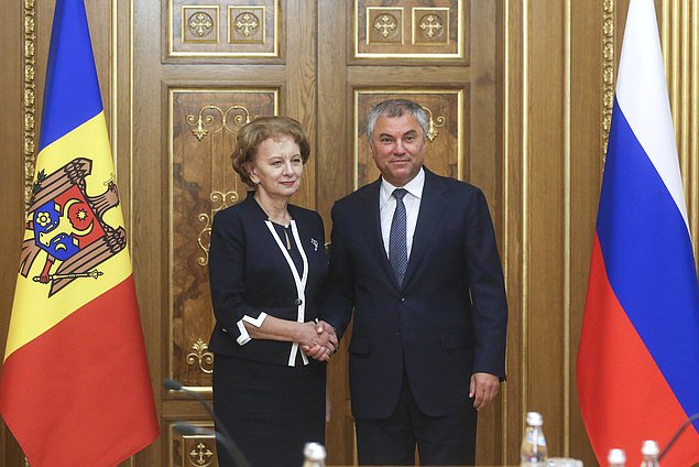 Chairwoman of the Parliament of the Republic of Moldova Zinaida Greceanîi and Chairman of the State Duma Viacheslav Volodin