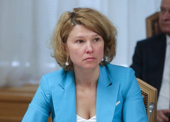 Кандидат на должность Министра сельского хозяйства РФ Оксана Лут