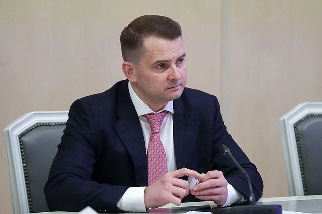 Председатель Комитета по труду, социальной политике и делам ветеранов Ярослав Нилов