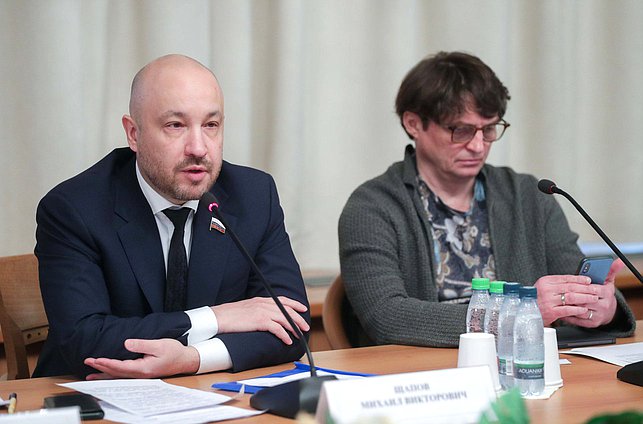 Член Комитета по бюджету и налогам Михаил Щапов