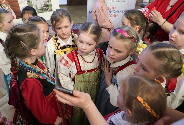 Открытие фотовыставки «Дети многонациональной России»