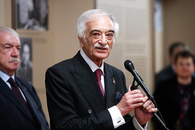 Чрезвычайный и Полномочный Посол Азербайджанской Республики в РФ Полад Бюль-Бюль оглы