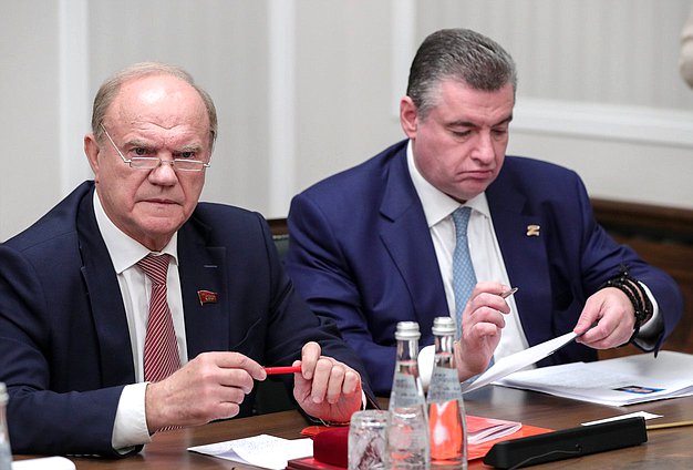 Leader of the CPRF faction Gennady Zyuganov and leader of the LDPR faction Leonid Slutsky