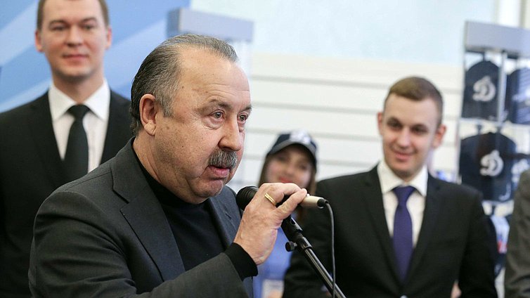 Заместитель Председателя Комитета по физической культуре, спорту, туризму и делам молодежи Валерий Газзаев