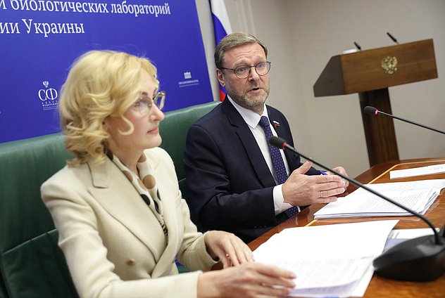 Deputy Speaker of the Federation Council Konstantin Kosachev and Deputy Chairwoman of the State Duma Irina Yarovaya