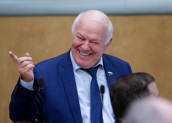 Заместитель Председателя Комитета по экологии, природным ресурсам и охране окружающей среды Анатолий Грешневиков