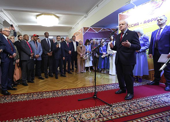 Руководитель фракции "Справедливая Россия - За правду" Сергей Миронов