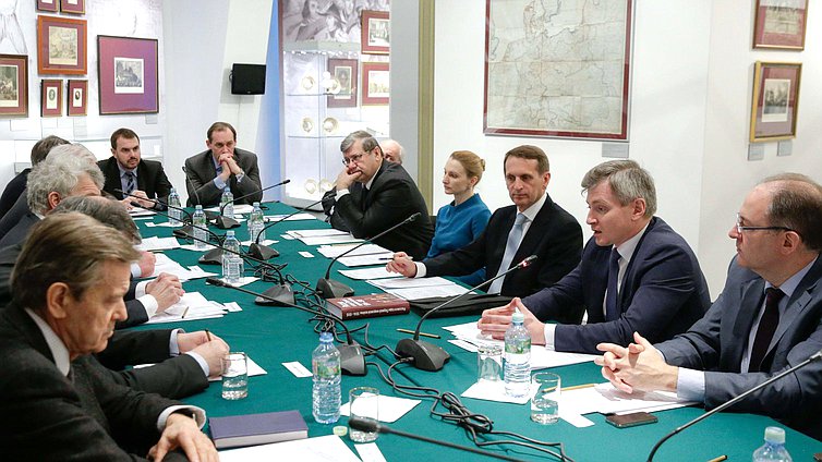 Расширенное заседание Президиума Совета Российского исторического общества.