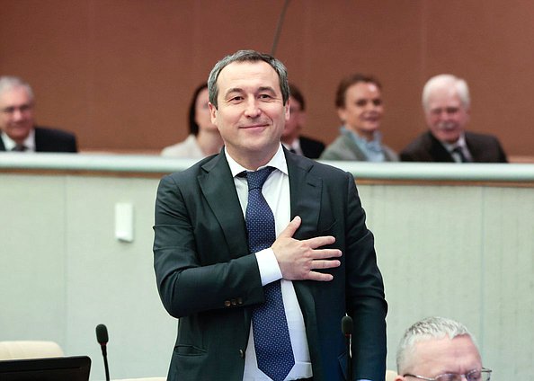 Первый заместитель Председателя Комитета по контролю Дмитрий Гусев