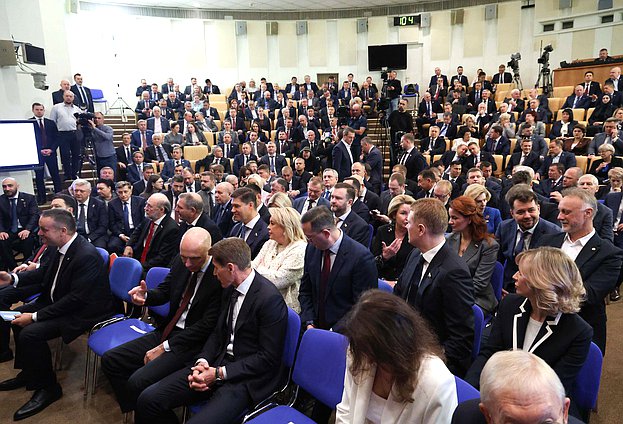 Встреча членов фракции "Единая Россия" с кандидатами на должности в Правительстве РФ