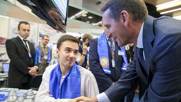  Посещение выставки «Инновации и успешные практики в системе образования Ленинградской области – 2016». 
