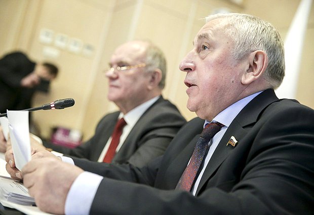 Председатель Комитета по региональной политике и проблемам Севера и Дальнего Востока Николай Харитонов