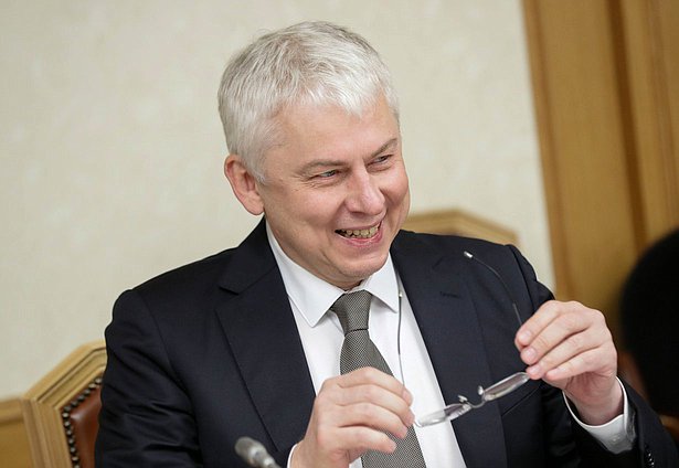 Заместитель руководителя Аппарата Счетной палаты РФ Евгений Лисютин