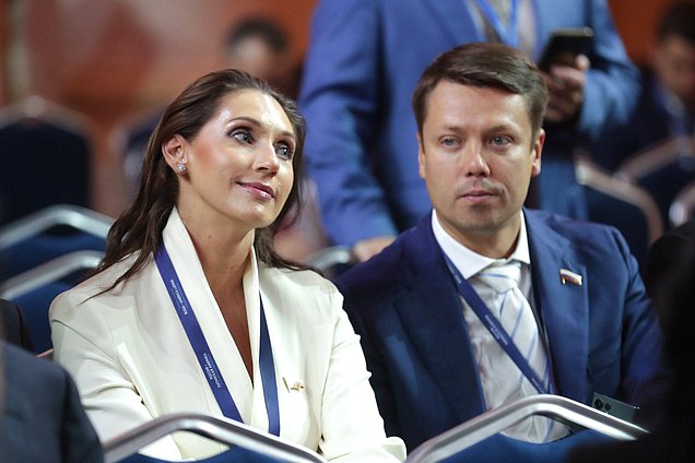 Member of the Committee on International Affairs Roza Chemeris and member of the Committee on Control Nikita Rumyantsev