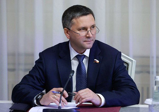 Председатель Комитета по экологии, природным ресурсам и охране окружающей среды Дмитрий Кобылкин
