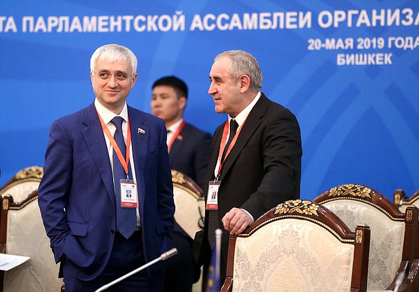 Member of the Committee on Economic Policy, Industry, Innovation, and Entrepreneurship Zurab Makiev and Deputy Chairman of the State Duma Sergei Neverov