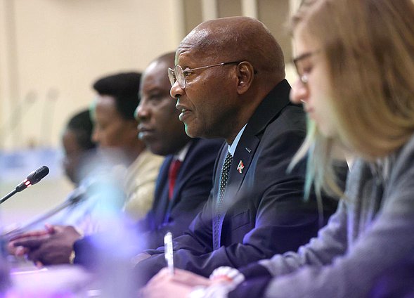 Председатель Национальной Ассамблеи Республики Бурунди Желаз Даниэл Ндабирабе