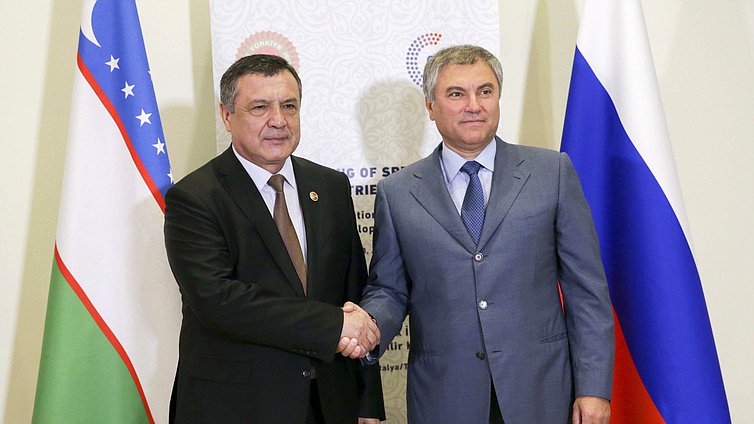 Chairman of the State Duma Viacheslav Volodin and Speaker of the Legislative Chamber of the Oliy Majlis of Uzbekistan Nuriddinjon Ismoilov