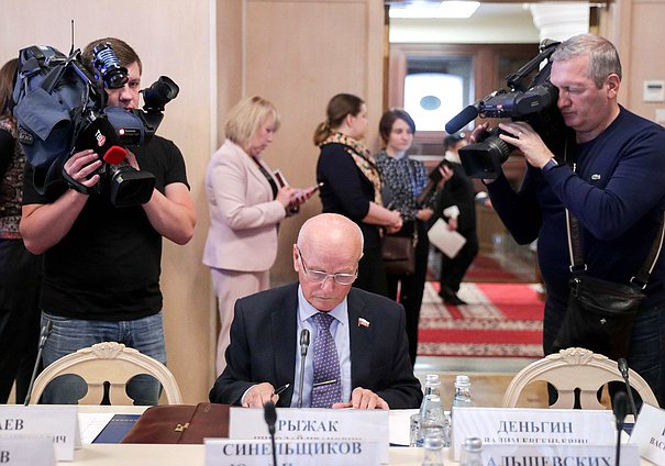Член Комитета по безопасности и противодействию коррупции Николай Рыжак