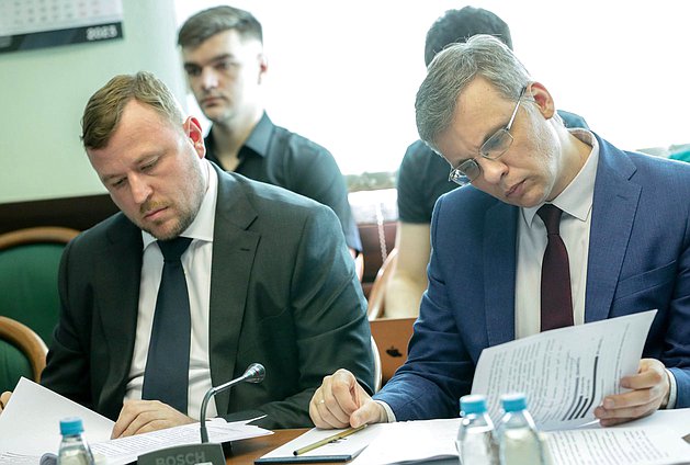 Заседание Комиссии по расследованию фактов вмешательства иностранных государств во внутренние дела России