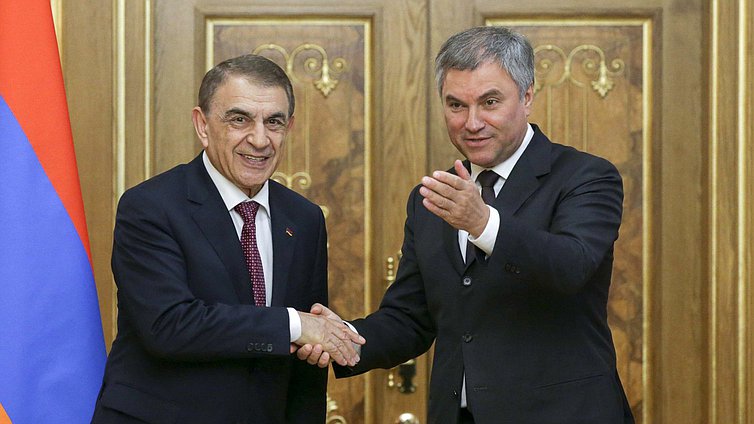 Председатель Государственной Думы Вячеслав Володин и Председатель Национального собрания Армении Ара Баблоян