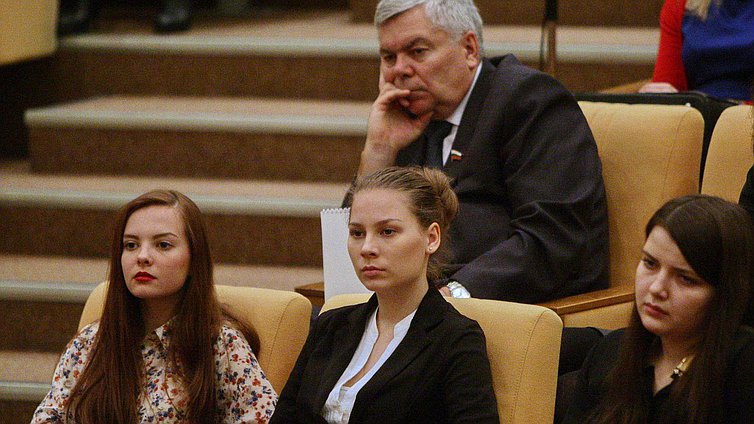   Лекция Игоря Волгина, профессора факультета журналистики МГУ им. М.И. Ломоносова.