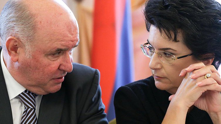 Международный круглый стол на тему "Актуальные международно-правовые проблемы двадцать первого века".