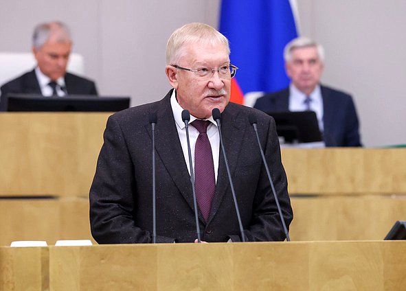 Председатель Комитета по контролю Олег Морозов
