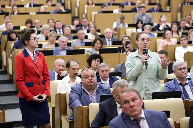Большие парламентские слушания по вопросам развития системы высшего образования в РФ
