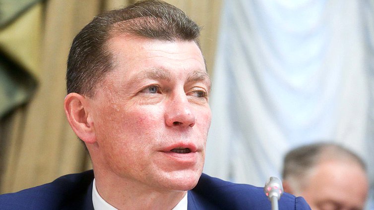 Министр труда и социальной защиты РФ Максим Топилин