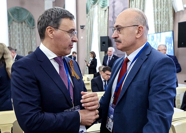 Министр науки и высшего образования РФ Валерий Фальков и Председатель Комитета по науке и высшему образованию Сергей Кабышев