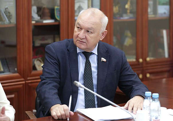Первый заместитель Председателя Комитета по делам национальностей Ильдар Гильмутдинов