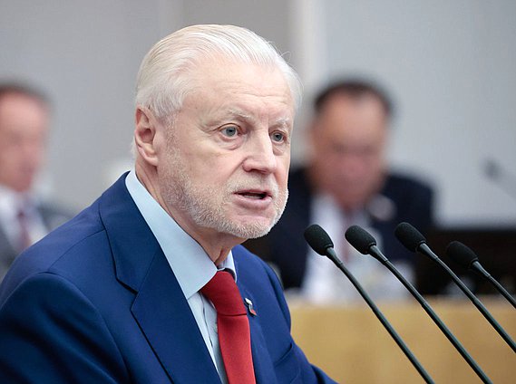 Руководитель фракции "Справедливая Россия" Сергей Миронов