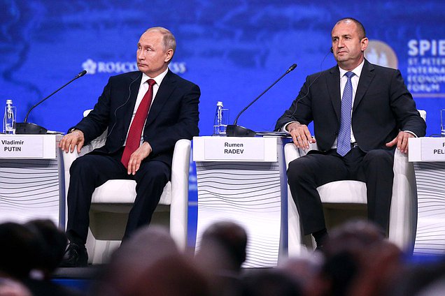Президент Российской Федерации Владимир Путин и Президент Болгарии Румен Радев