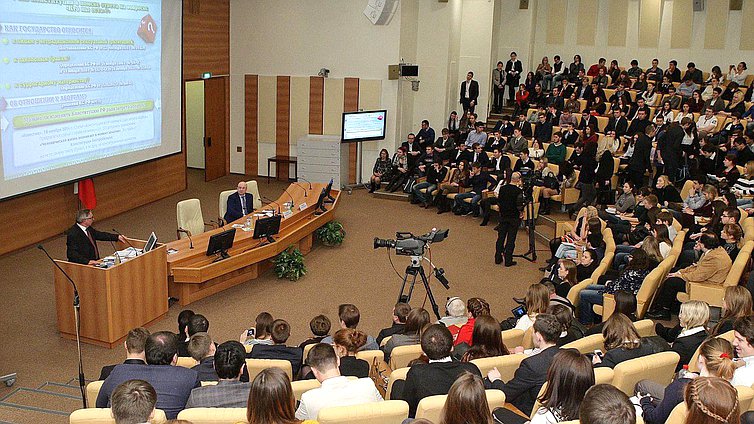 Лекция Николая Бондаря, судьи Конституционного суда Российской Федерации.