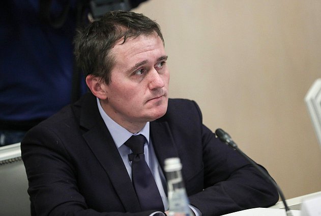 Министр образования и науки Луганской Народной Республики Андрей Лустенко