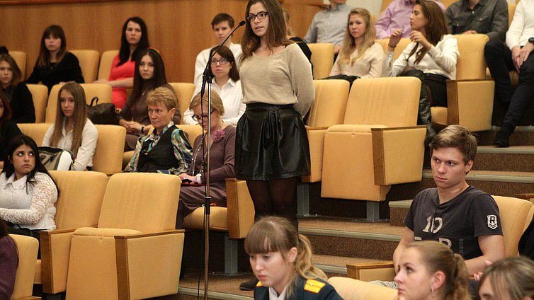   Лекция Игоря Волгина, профессора факультета журналистики МГУ им. М.И. Ломоносова.