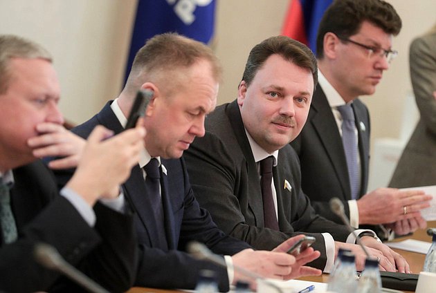 Заместитель Председателя Комитета по экономической политике Артем Кирьянов