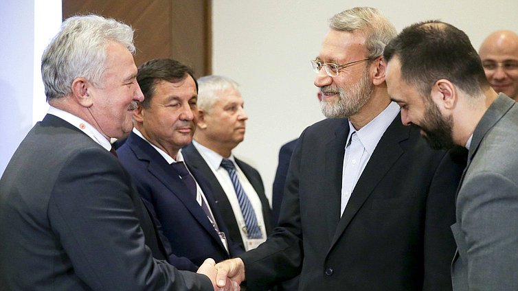 Chairman of the Islamic Consultative Assembly of the Islamic Republic of Iran Ali Larijani and Chairman of the Committee on Transport and Construction Evgenii Moskvichev